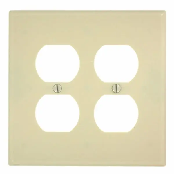 Mulberry Metal Products 74102 Receptacle Wallplate 5 in H x 4.562 in W