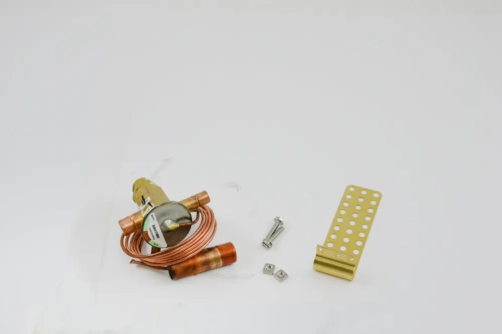 Trane VAL02371 Valve, Expn. 2.5 Ton;3/8 inches In 1/2 inches Out 1/4 inches Ex